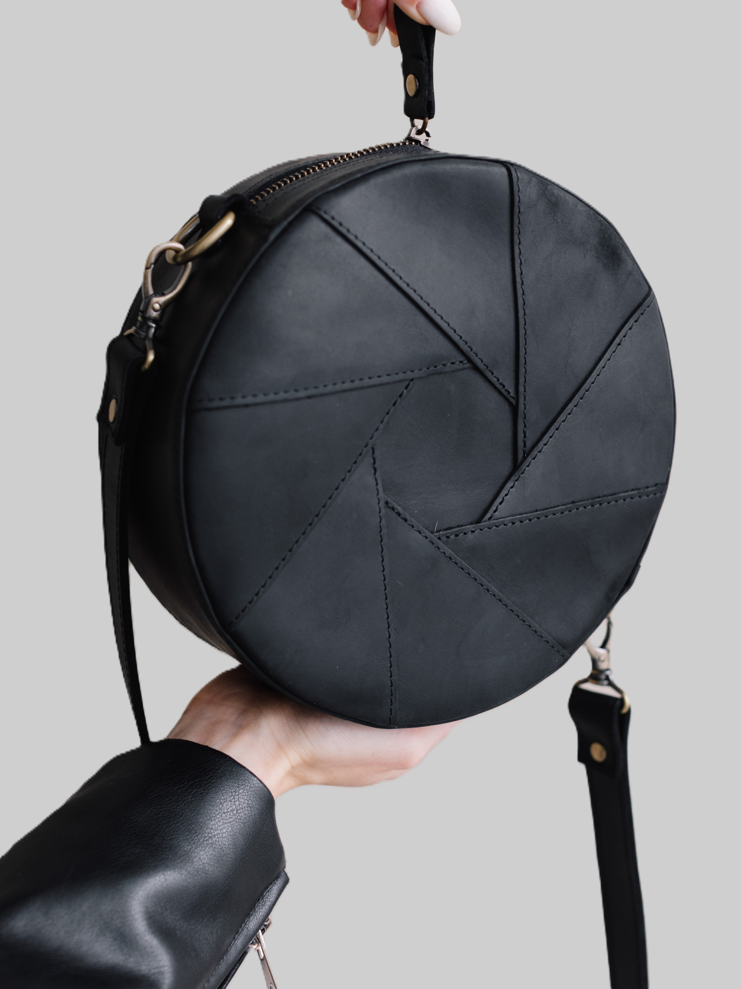 Torebka czarna Crazy Horse